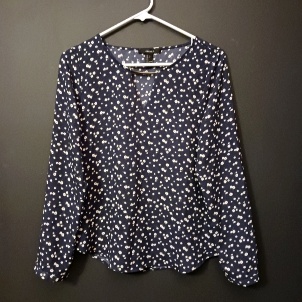 Forever 21 small navy blue floral long sleeve womens top